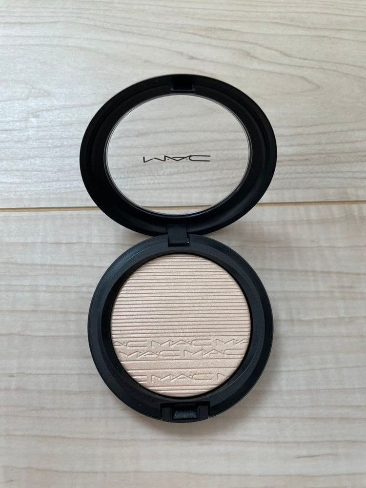 MAC Extra Dimension Skinfinish Double Gleam