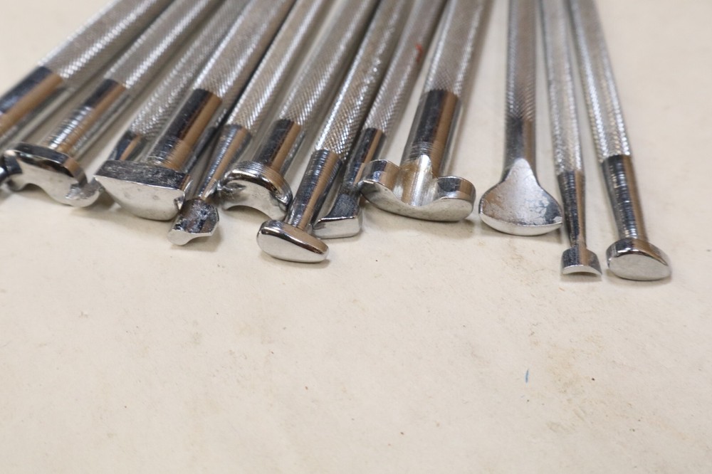 Craftool Leather Stamp / Punch Punches 12 Smooth