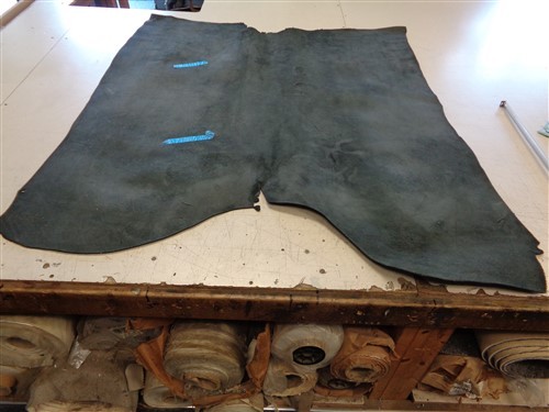 LEATHER HIDE BLACK TEXTURED 56" X 50"