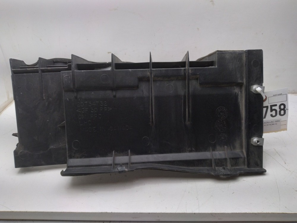2007 Cadillac SRX BATTERY TRAY BOX TIE DOWN
