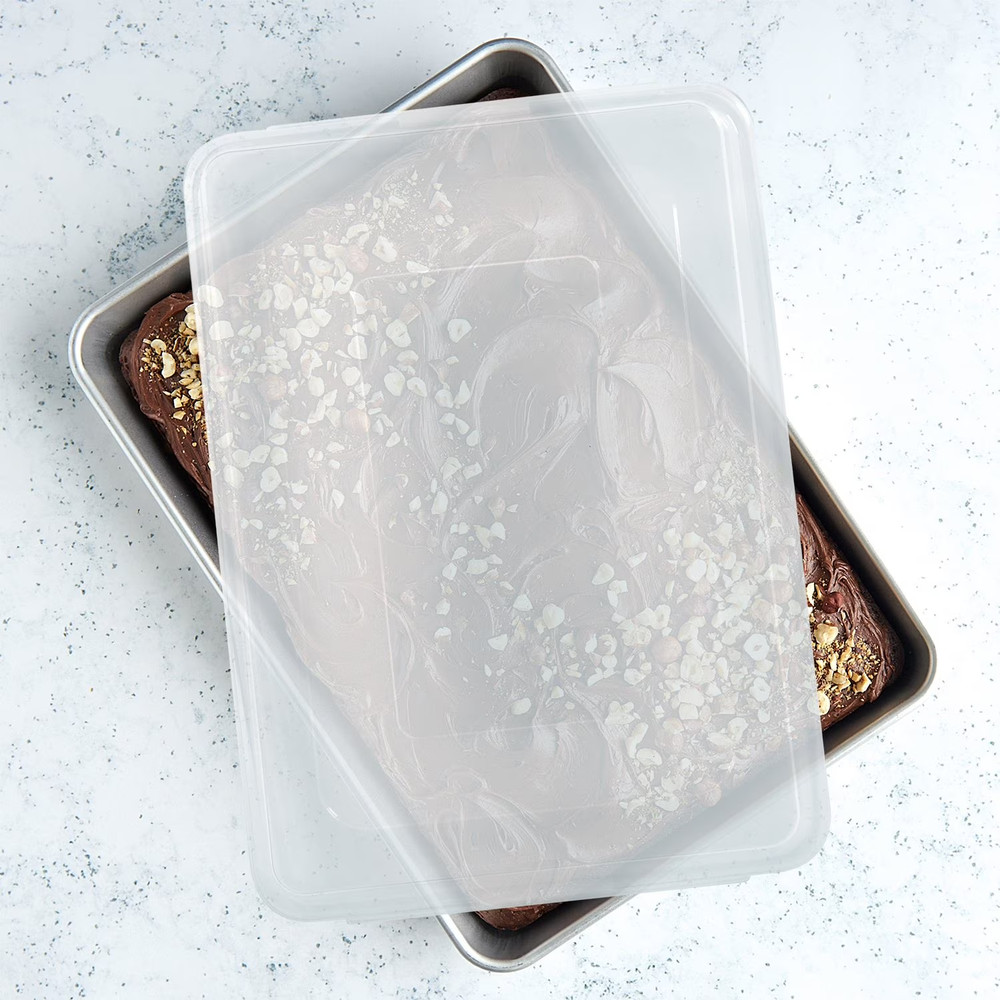 Nordic Ware 3-Piece Crisping and Roasting Set with Lid