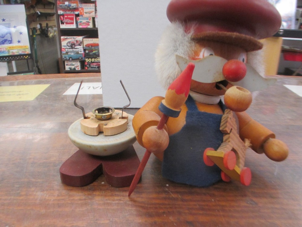 Smoker Toy Maker Incense German