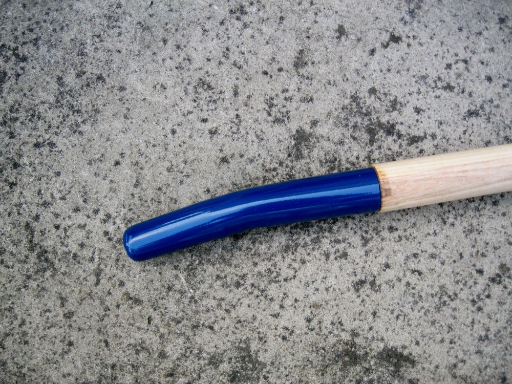Beaver Tooth 42" D-Grip Spading Fork Replacement Handle. Made in USA.