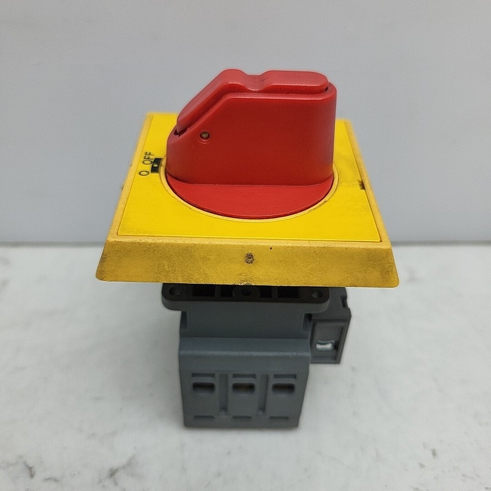 ABB Selector Switch Lockable Bussmann CDNF25A3D Disconnect Switch CDAUX Contact