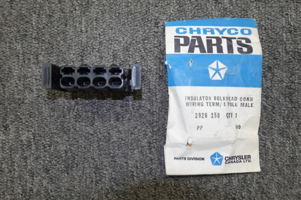 NOS Mopar 1968-74 8 Terminal Bulkhead Connector