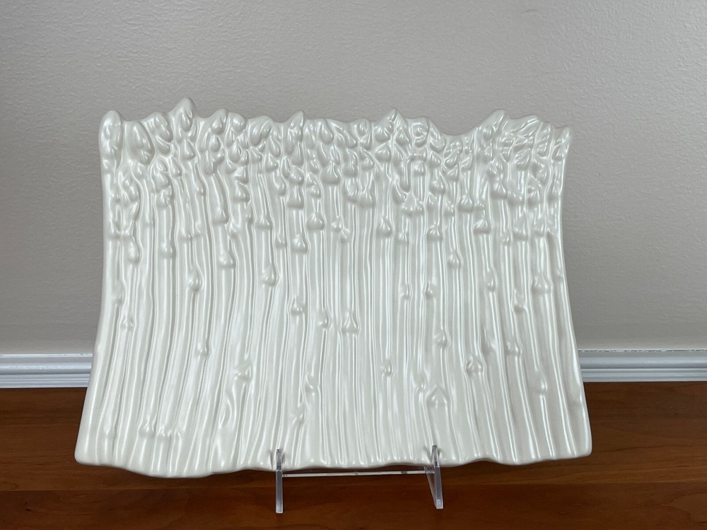 Crate & Barrel Asparagus 12" Platter Designed by Barbara Eigen
