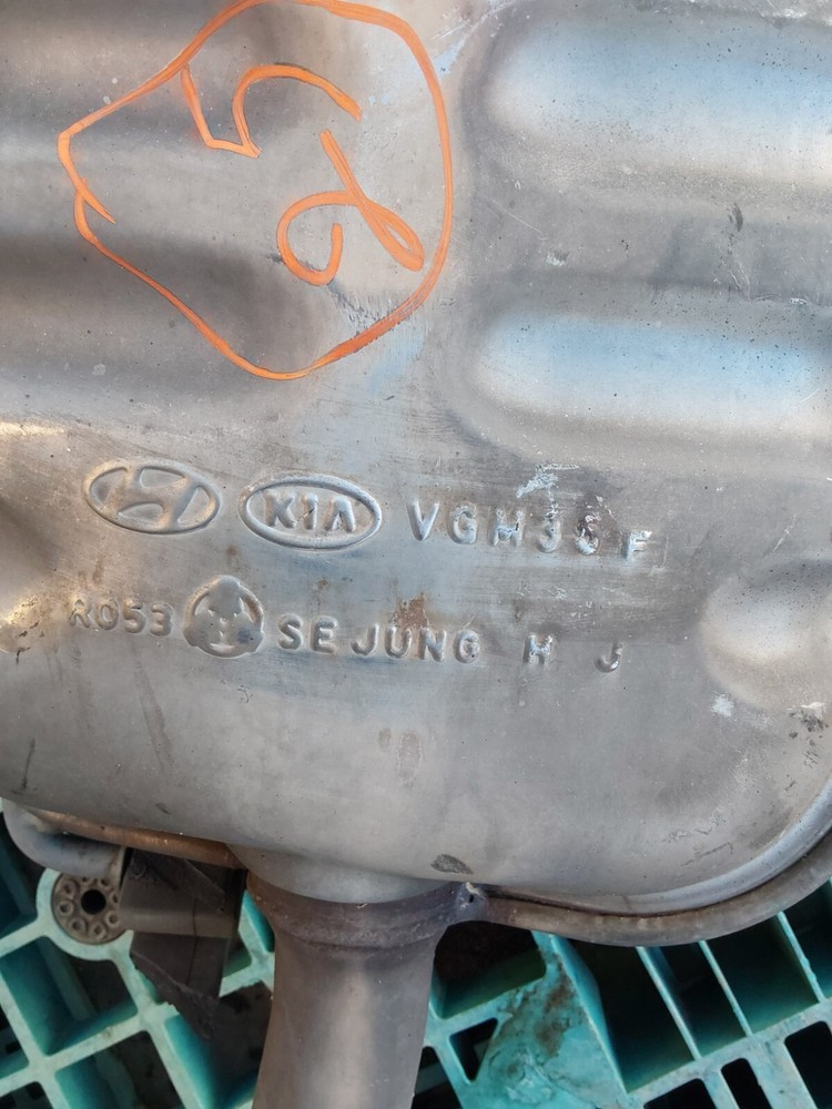 HYUNDAI VGH35F MUFFLER OEM