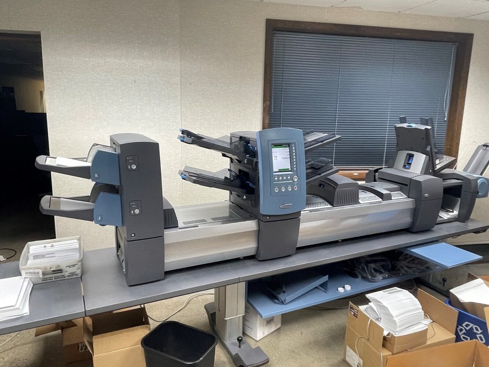 Pitney Bowes DI950 FASTPAC Inserting Machine - Document Folder, Inserter, Sealer