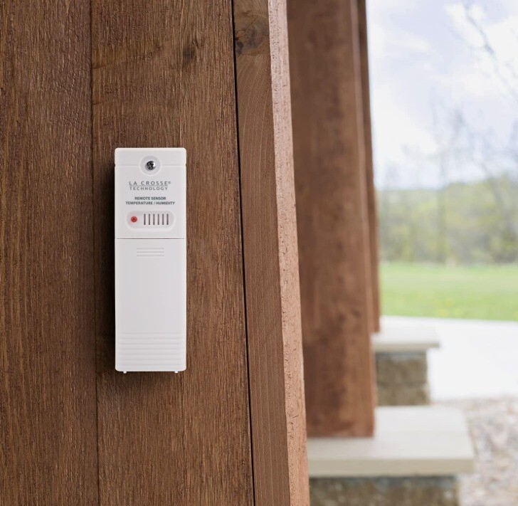 TX141TH-BV2 La Crosse Technology Wireless Temperature & Humidity Sensor