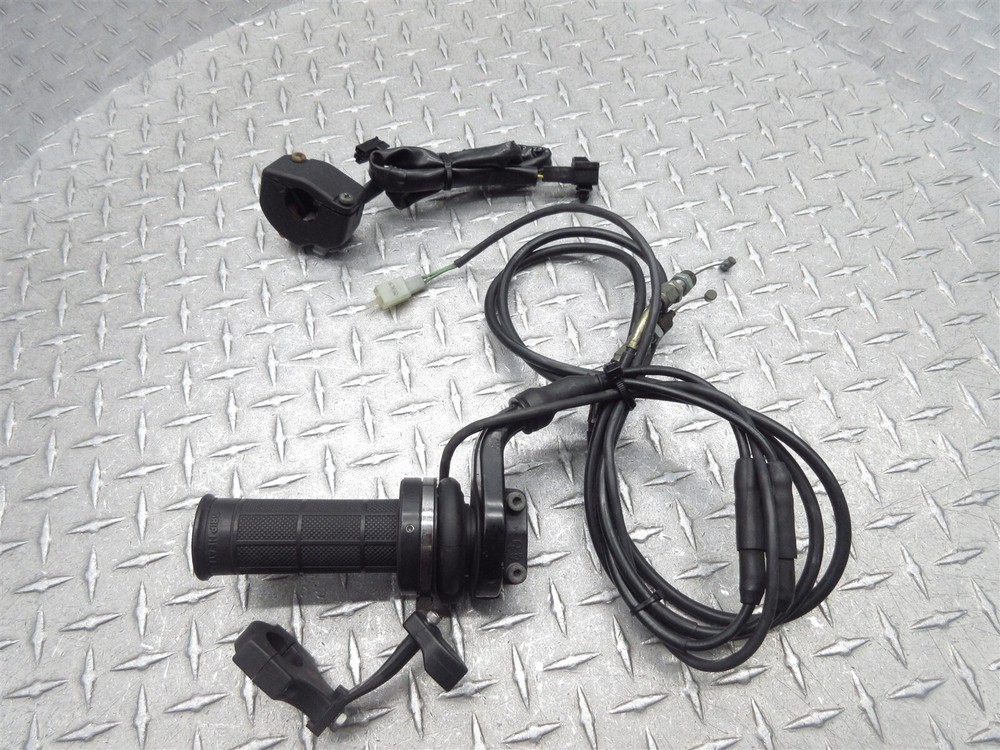 2003 02-06 Suzuki DL1000K V-Strom 1000 Right Handlebar Switch Throttle Control
