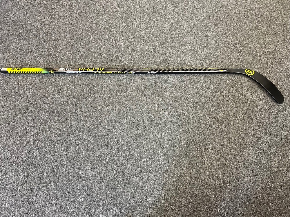 Alpha DX5 Composite Hockey Stick 55 Flex