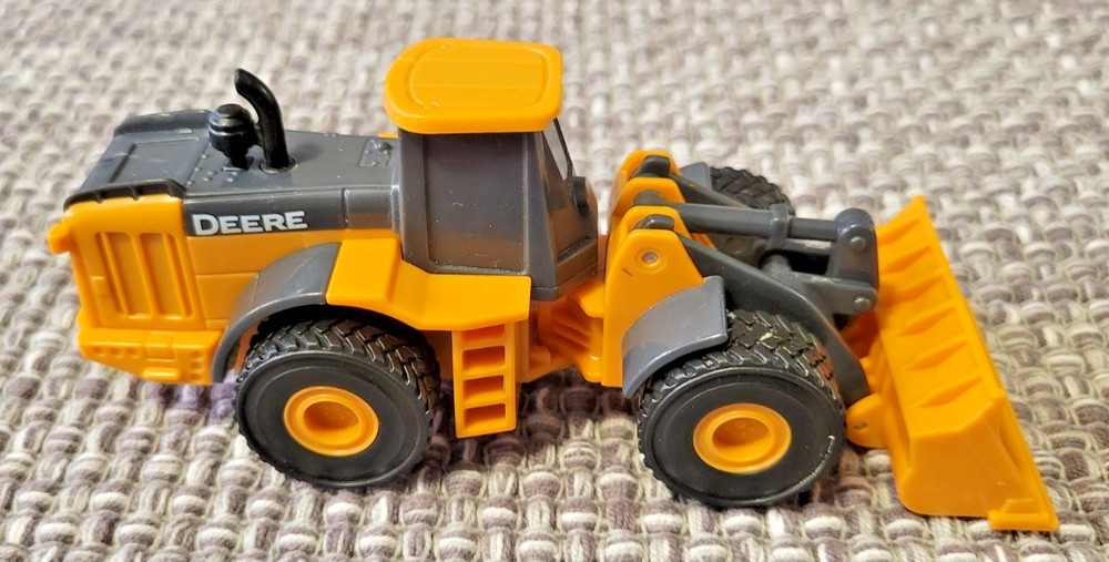 John Deere Big Scoop Loader