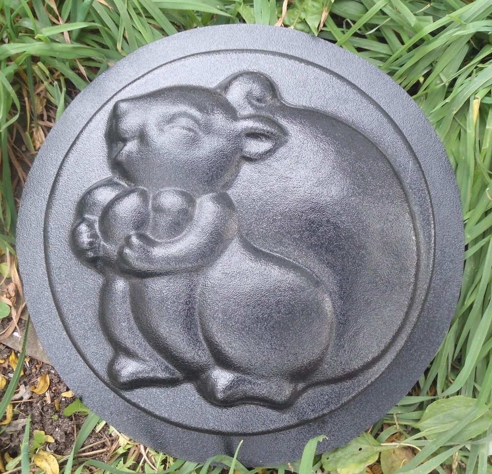 Squirrel stepping stone plastic mold cement plaster concrete mould 12” x 2”