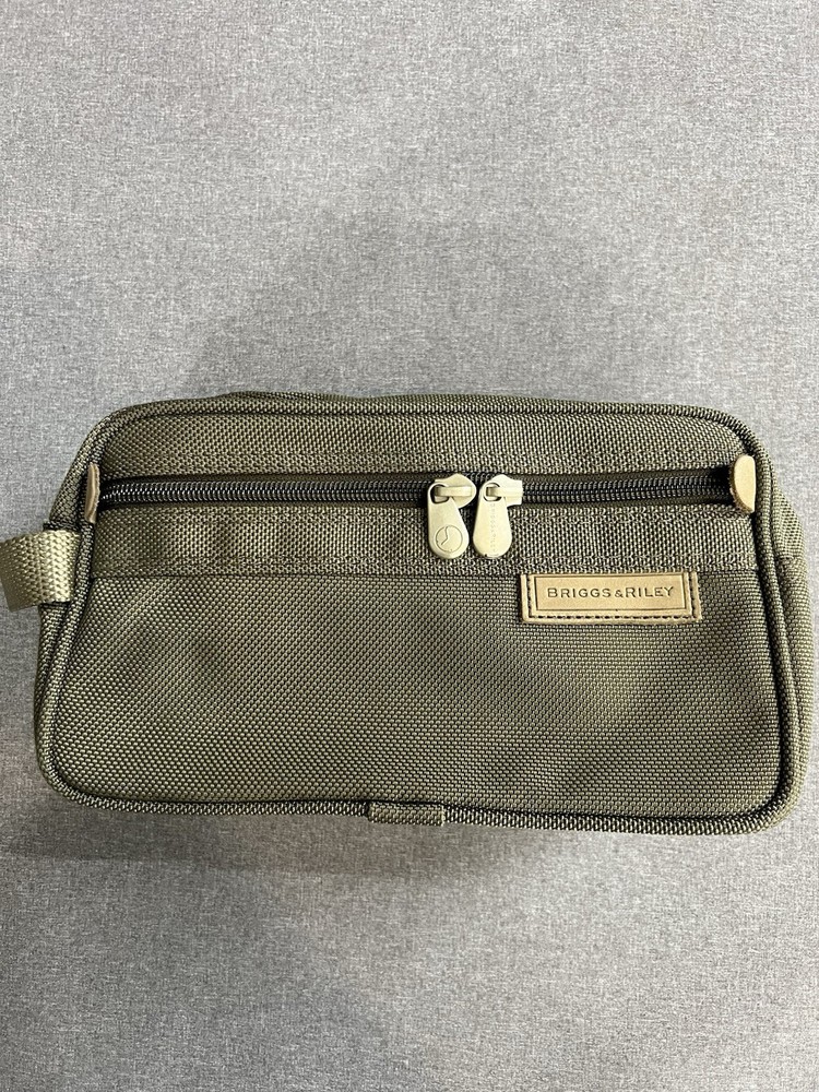 Briggs & Riley Baseline Toiletry Kits Olive Green Ballistic Nylon