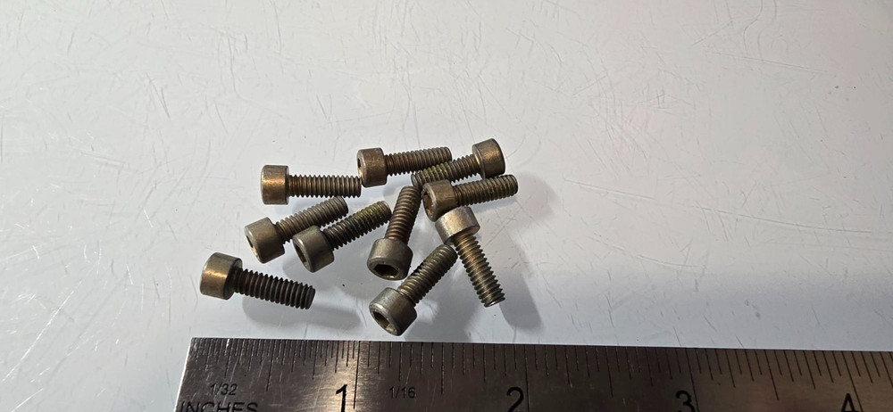 (10) NATIONAL AEROSPACE STANDARDS SCREWS NAS1352-08LE8P 5305-00-274-7370