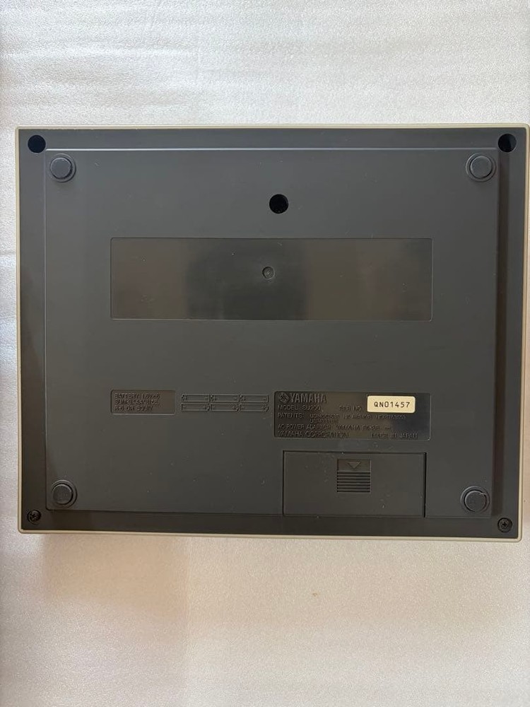 YAMAHA SU200 Sampler with Dedicated Bag Sampling CD AC Adapter