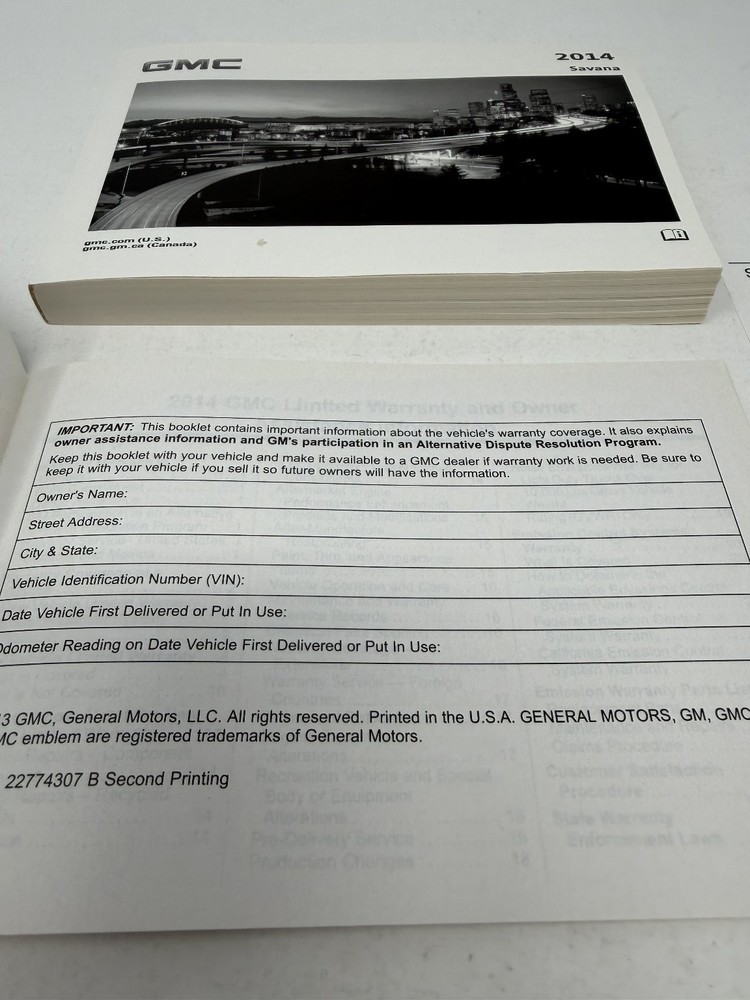 2014 GMC Savana Owners Manual OEM Complete Set