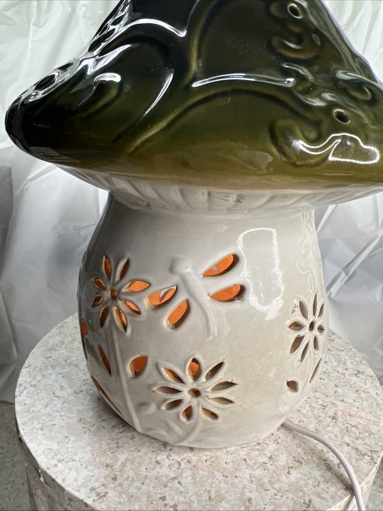 Mushroom Toadstool Ceramic Table Lamp Night Light Green Beige Boho Artsy Flaw