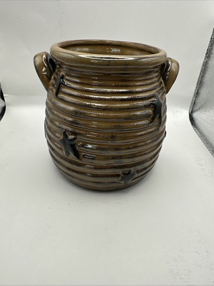 Primitive Style Studio Pottery Brock Open With Textures Surface