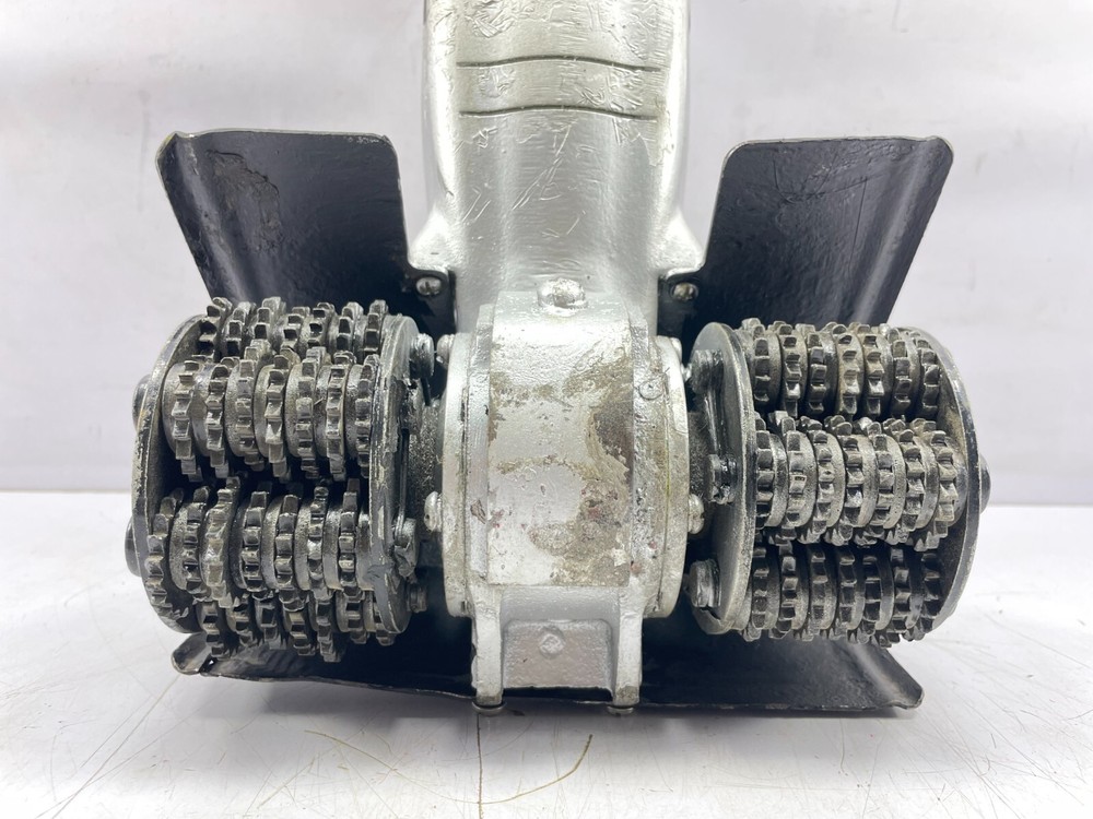 Aurand MP-6 592264 Pneumatic Deck Scaler Paint Rust Remove Surface Cleaning Tool