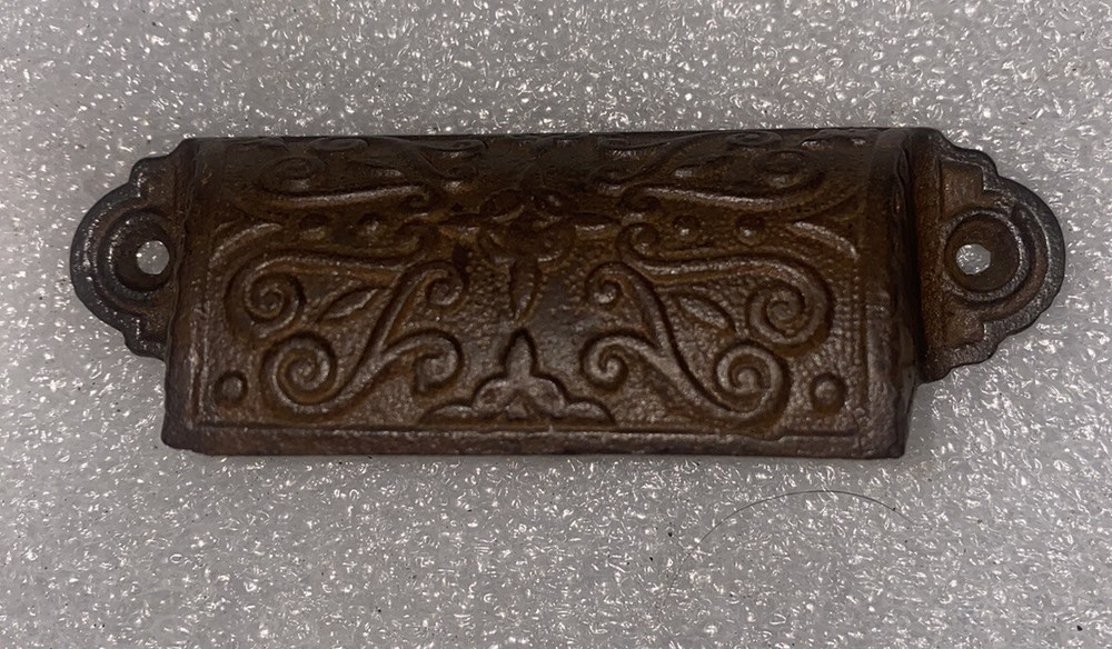 ANTIQUE EastLake Cast Iron  Kitchen Cabinet Handle  PULLER