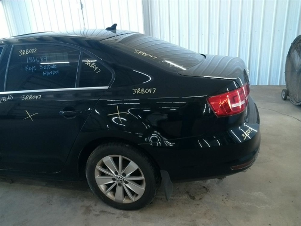 JETTA 2015 Antenna 104810889