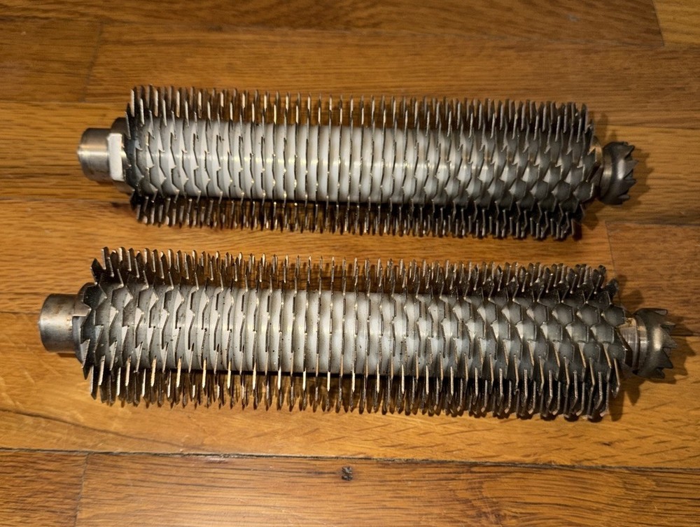 One (1) BERKEL TENDERIZER Front Blade Shaft Part No. 467500107