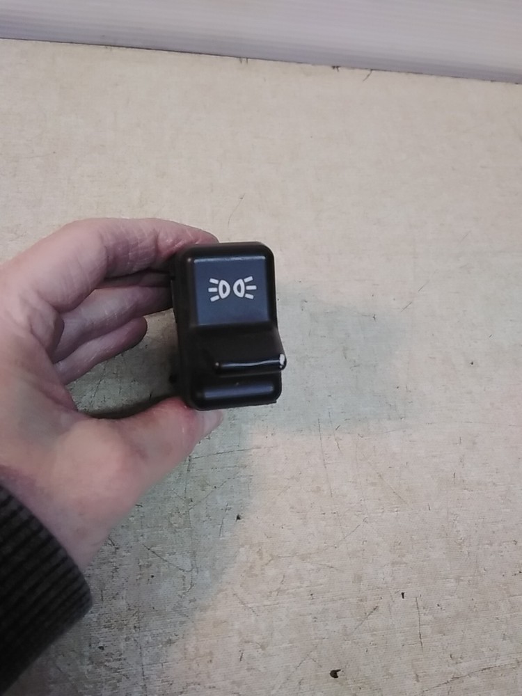 Volvo OEM 20470608 Marker Light Switch