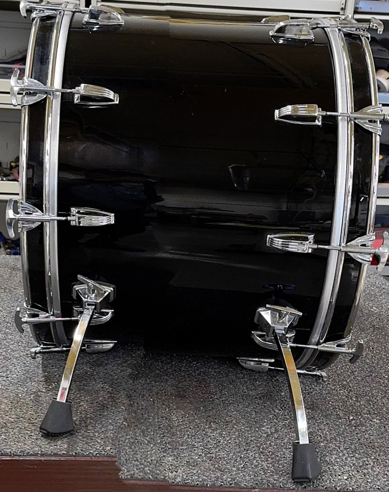 Ludwig Bass Drum 22" x 16"