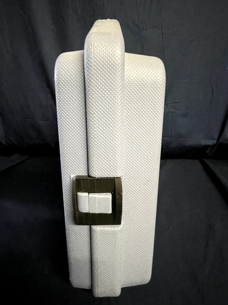 Microscope Meade Instruments Micro Explorer 100 Kit with Carry Case 28 Piece New