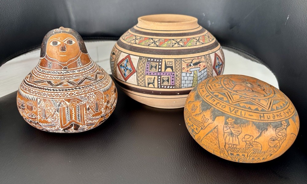 Peruvian Style Pottery & Etched Gourd Decor Bundle Signed Leoncio Veli