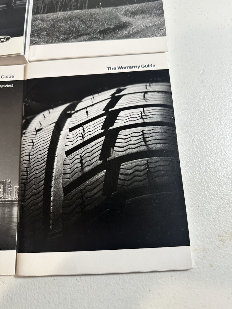2016 Ford Police Interceptor Owner Manual Set