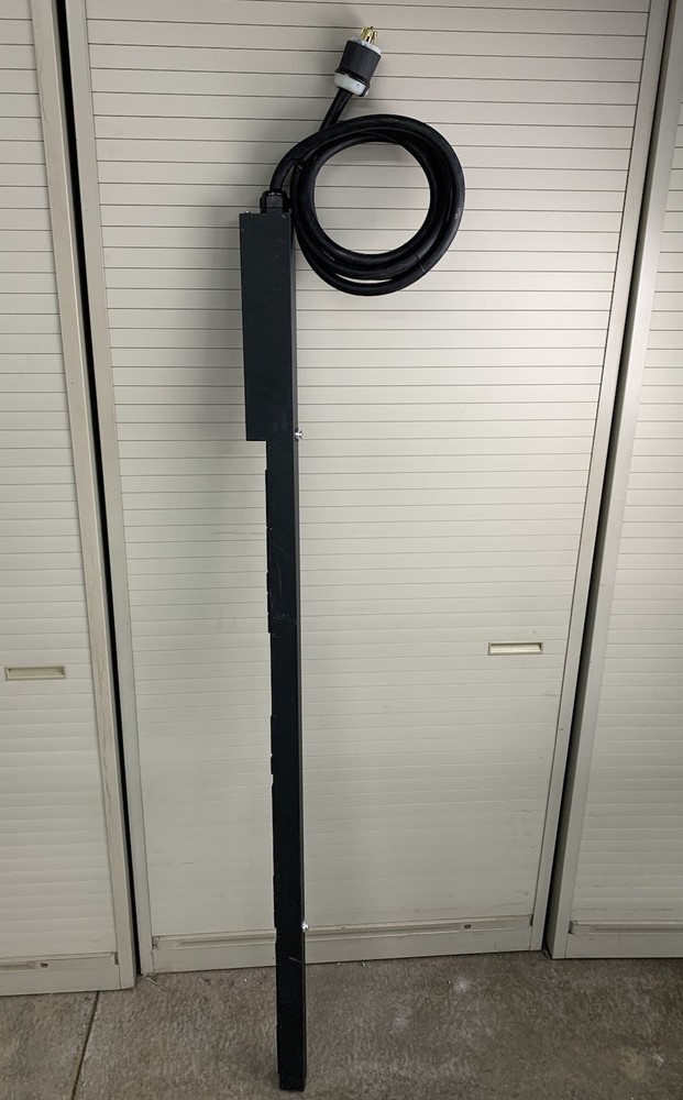 WrightLine 17110005 30-Plug Power Distribution Unit