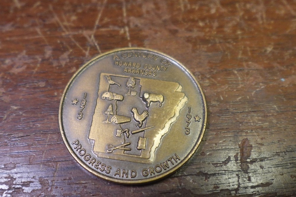 Vintage 1973 Howard County Arkansas Centennial Token Progress And Growth