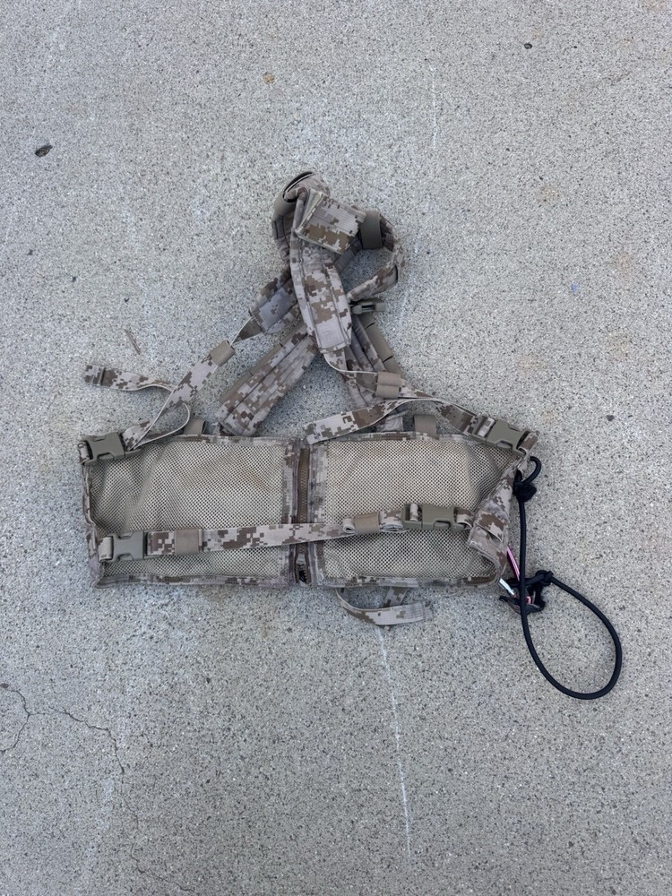 Eagle Industries Split Zip MPCR V2 AOR1 Multi-Purpose Chest Rig