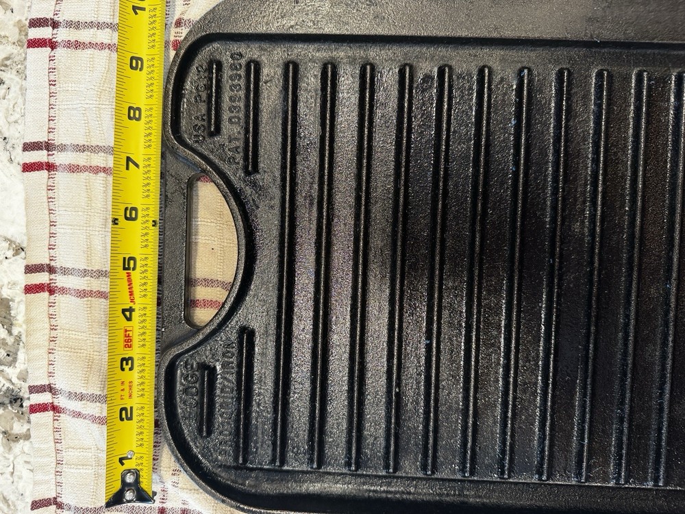 LODGE ProGrid 20 Cast Iron Reverse Griddle