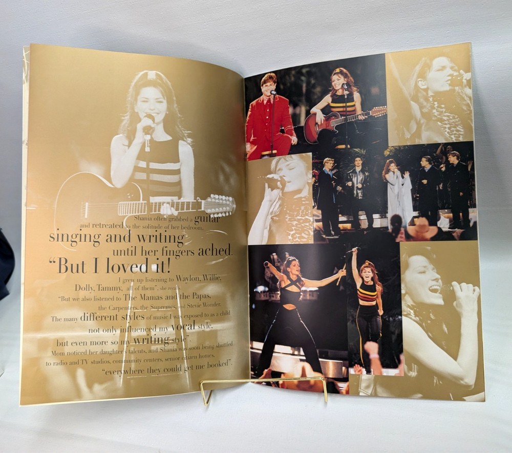 Shania Twain "Come On Over" Tour Program Book