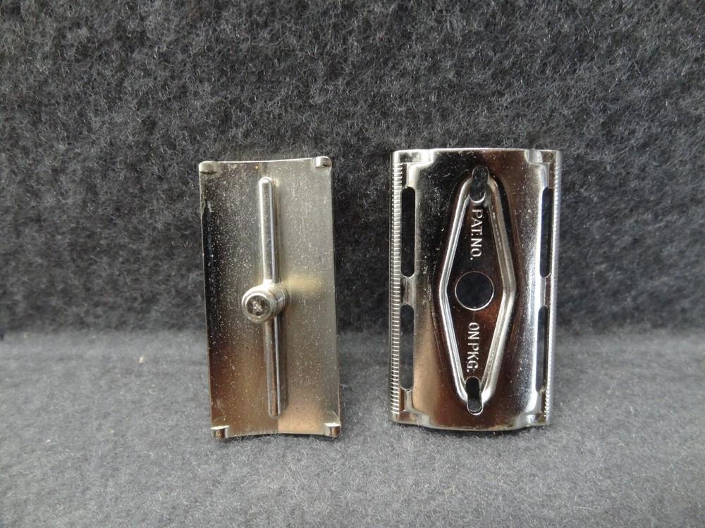 Gillette Tech Razor VTG Razor Open Comb NEW Blue Blades Pack Box 49cent King