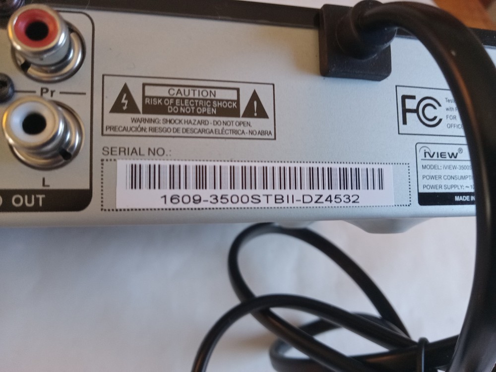 IVEW DIGITAL CONVERTER BOX USED