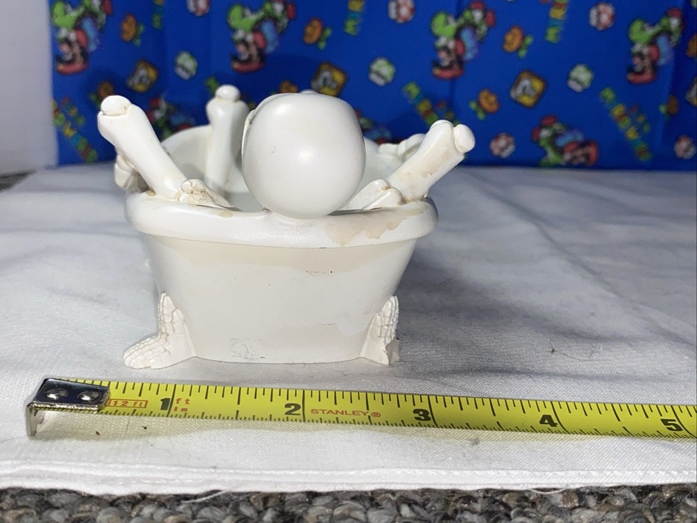 Skeleton Decor
