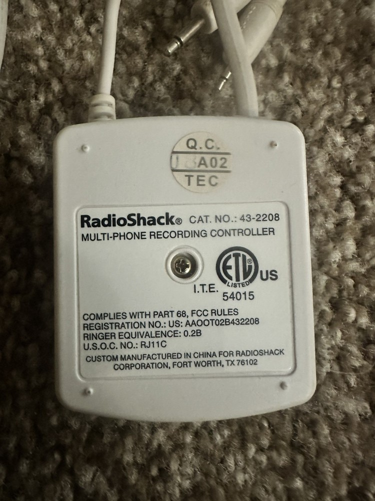 RADIO SHACK MULTI-TELEPHONE RECORDING CONTROLLER CAT. NO# 43-2208