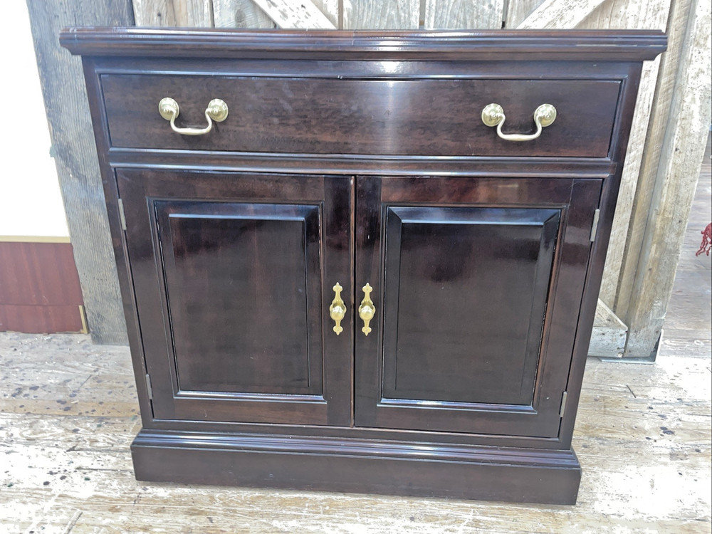 STICKLEY Flip Top Mahogany Server Cabinet w Silverware tray