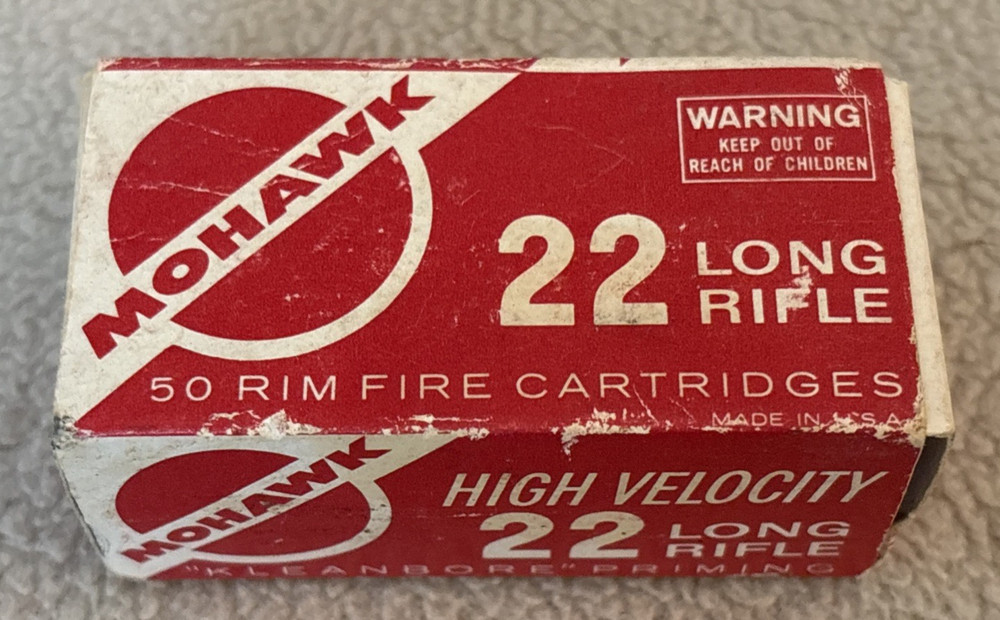 Vintage MOHAWK 22 LONG RIFLE Empty Ammo Box w/Insert- Red Box (A-1)