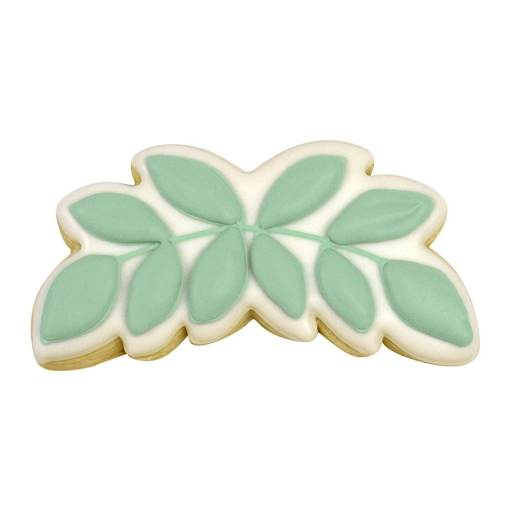 R&M Eucalyptus Leaf 4" Tinplated Cookie Cutter, Silver