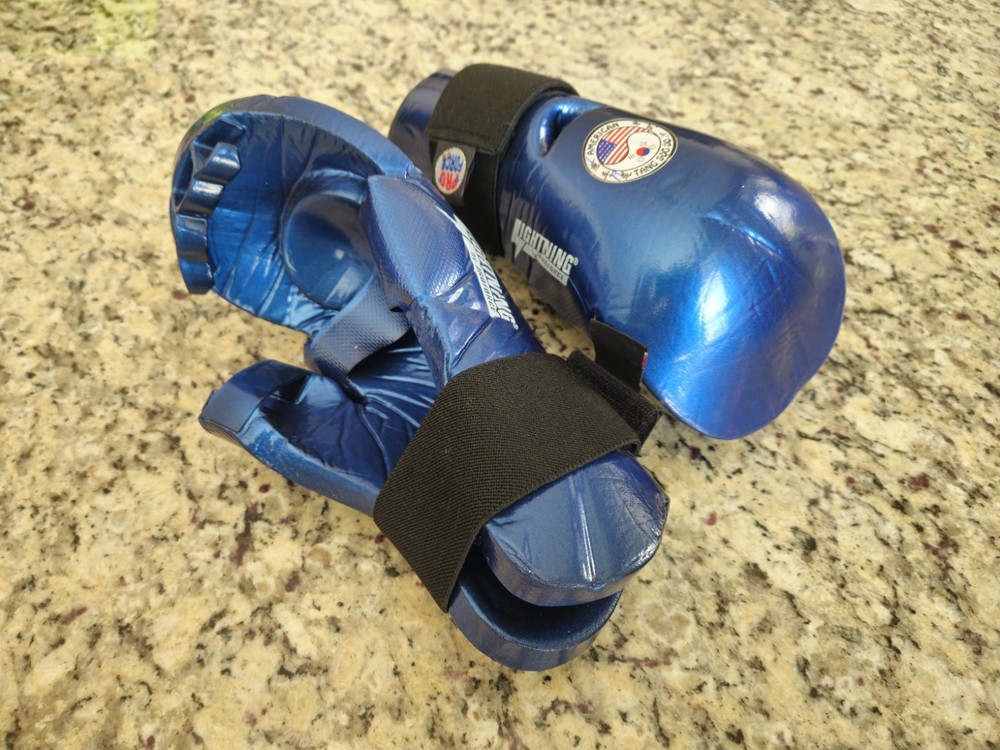 Pro Force Lightning Karate Sparring Gear Child Blue Medium