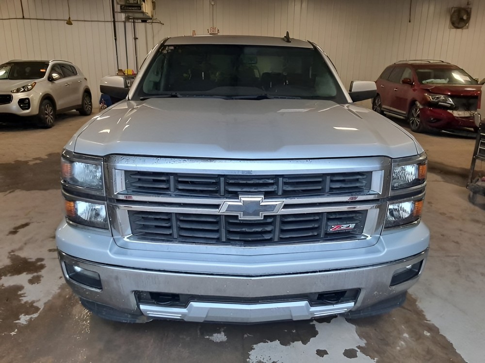 2014-2017 Chevy Silverado 1500 Engine Fuse Box Assembly OEM