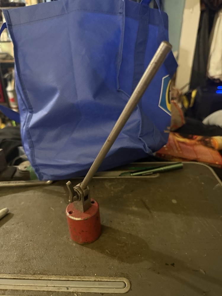 SHARS MINI UNIVERSAL MAGNETIC BASE INDICATOR HOLDER %2