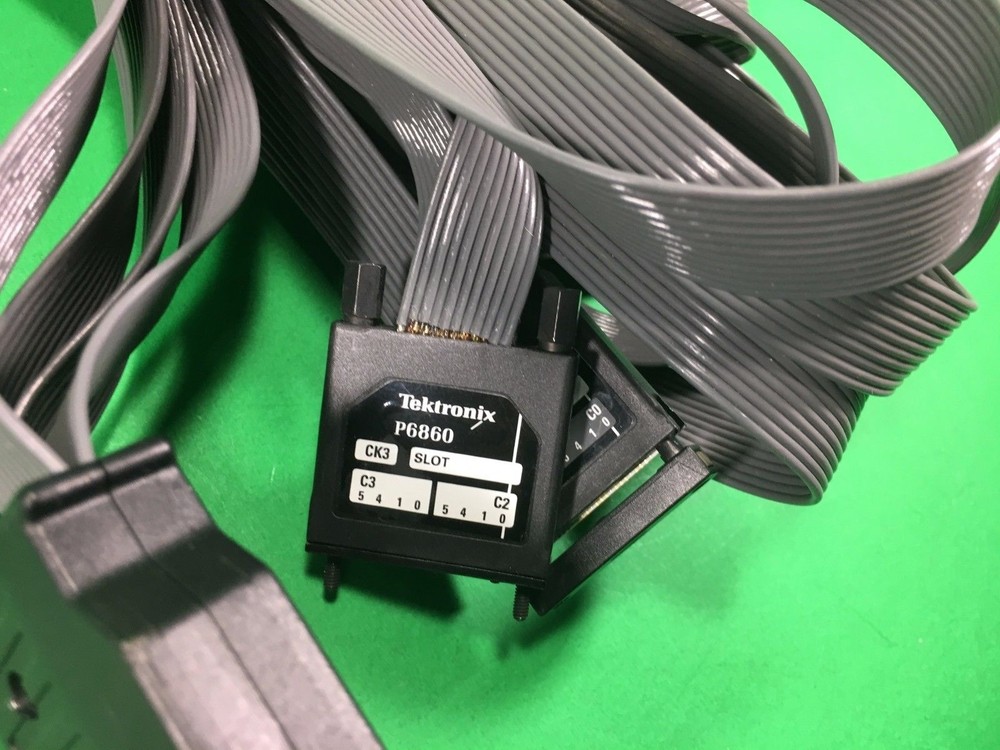 Tektronix Logic Analyzer -- P6860 -- Used