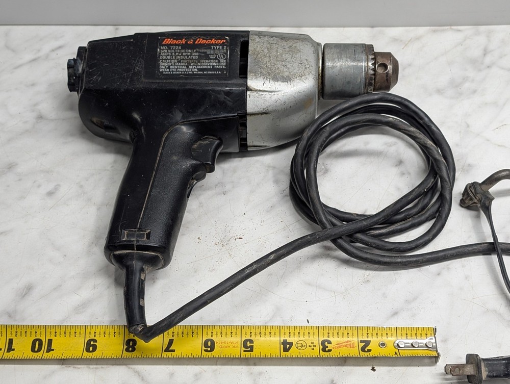 Black & Decker Corded 1/2" Single Speed Reversing Drill Model #7224 Type 2