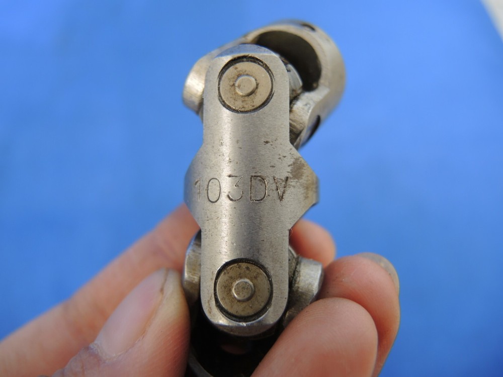 Double Universal Joint 6 mm - 6 mm